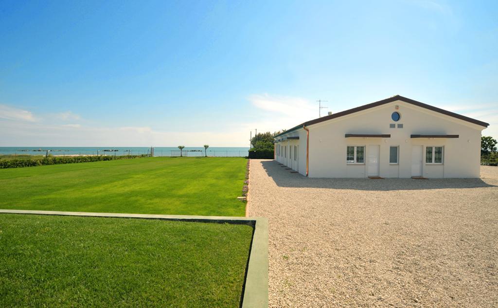 ג'וליאנובה Agriturismo Frontemare מראה חיצוני תמונה